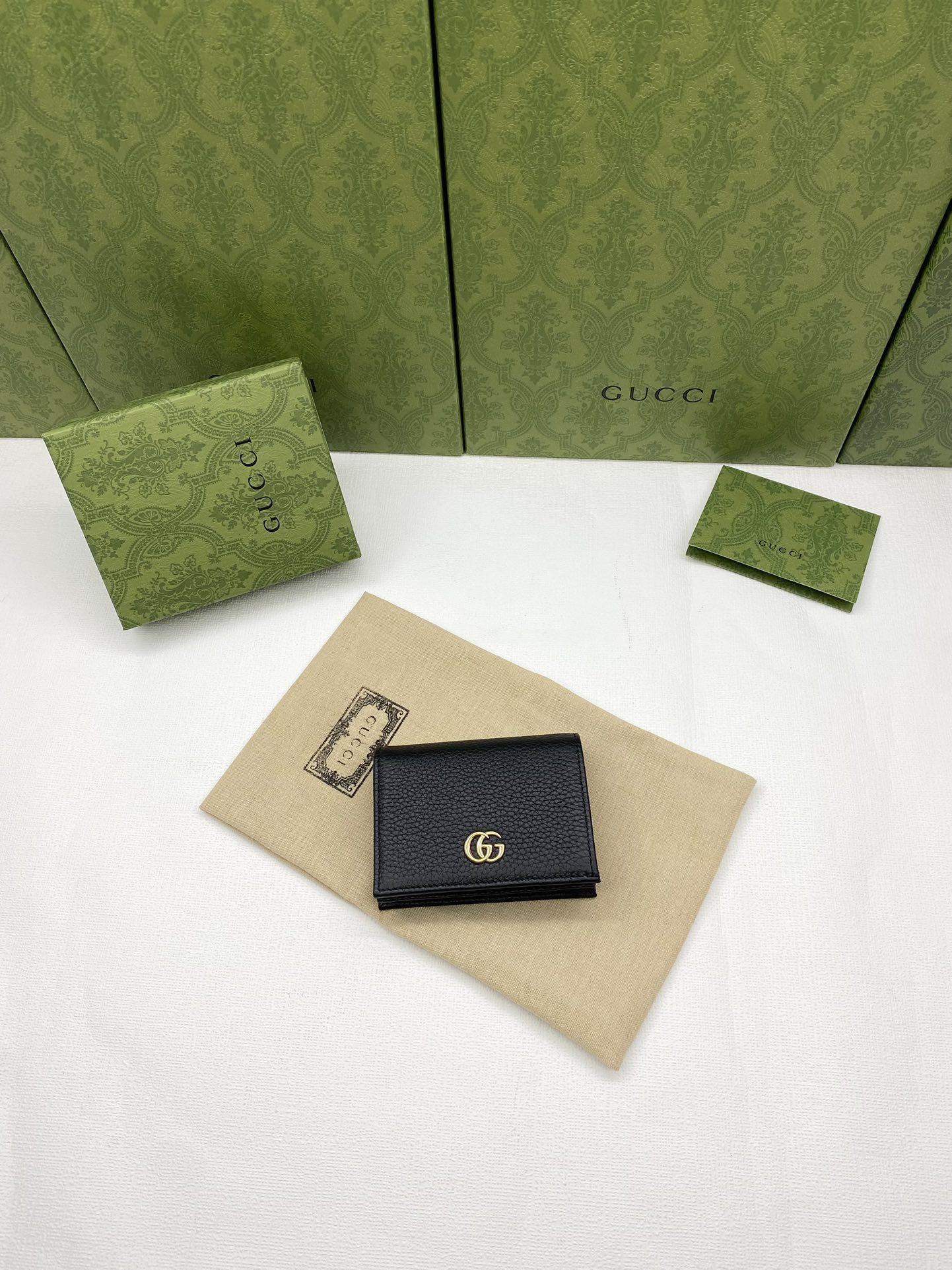 G*u*i huhu card wallet 11x8.5x3cm