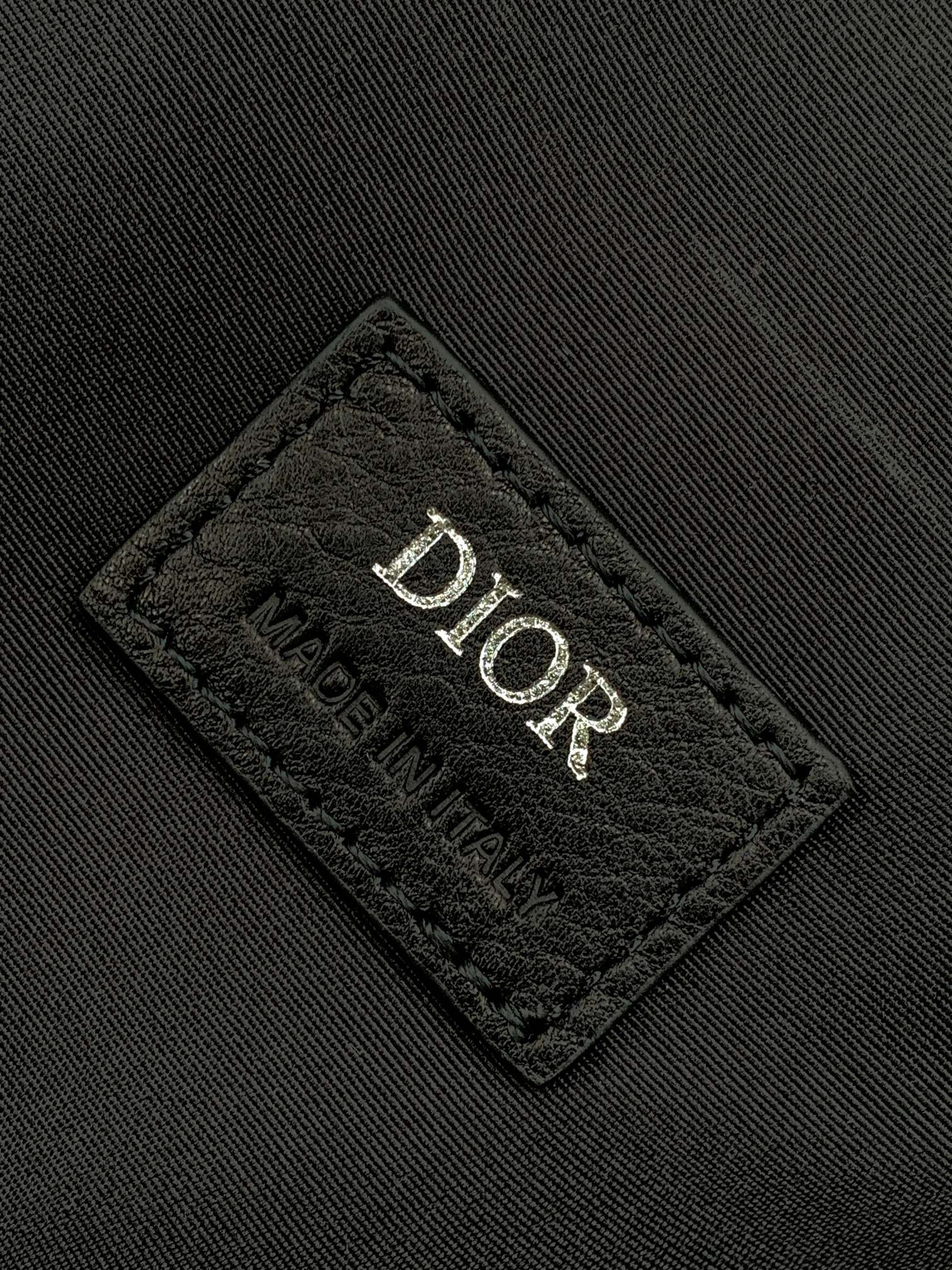 ch**an D*or D*or homme bags leather black 26 x 19 x 4.5 cm