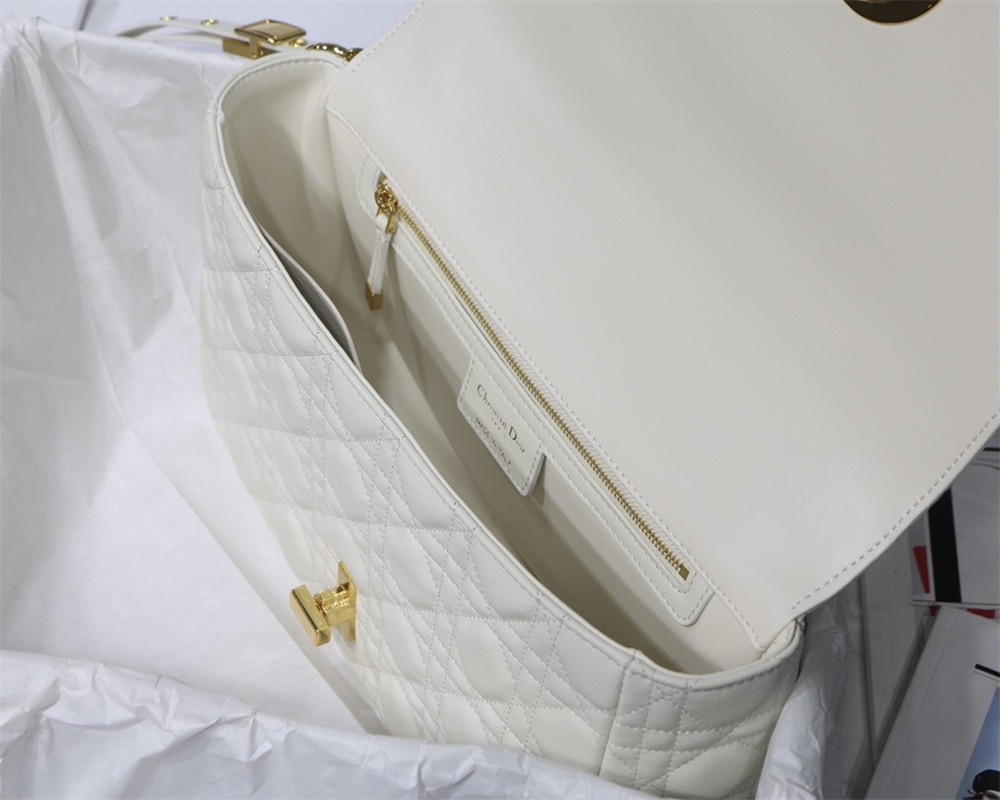 medium d*or caro bag ivory S*pple cannage calfskin 25.5 x 15.5 x 8 cm