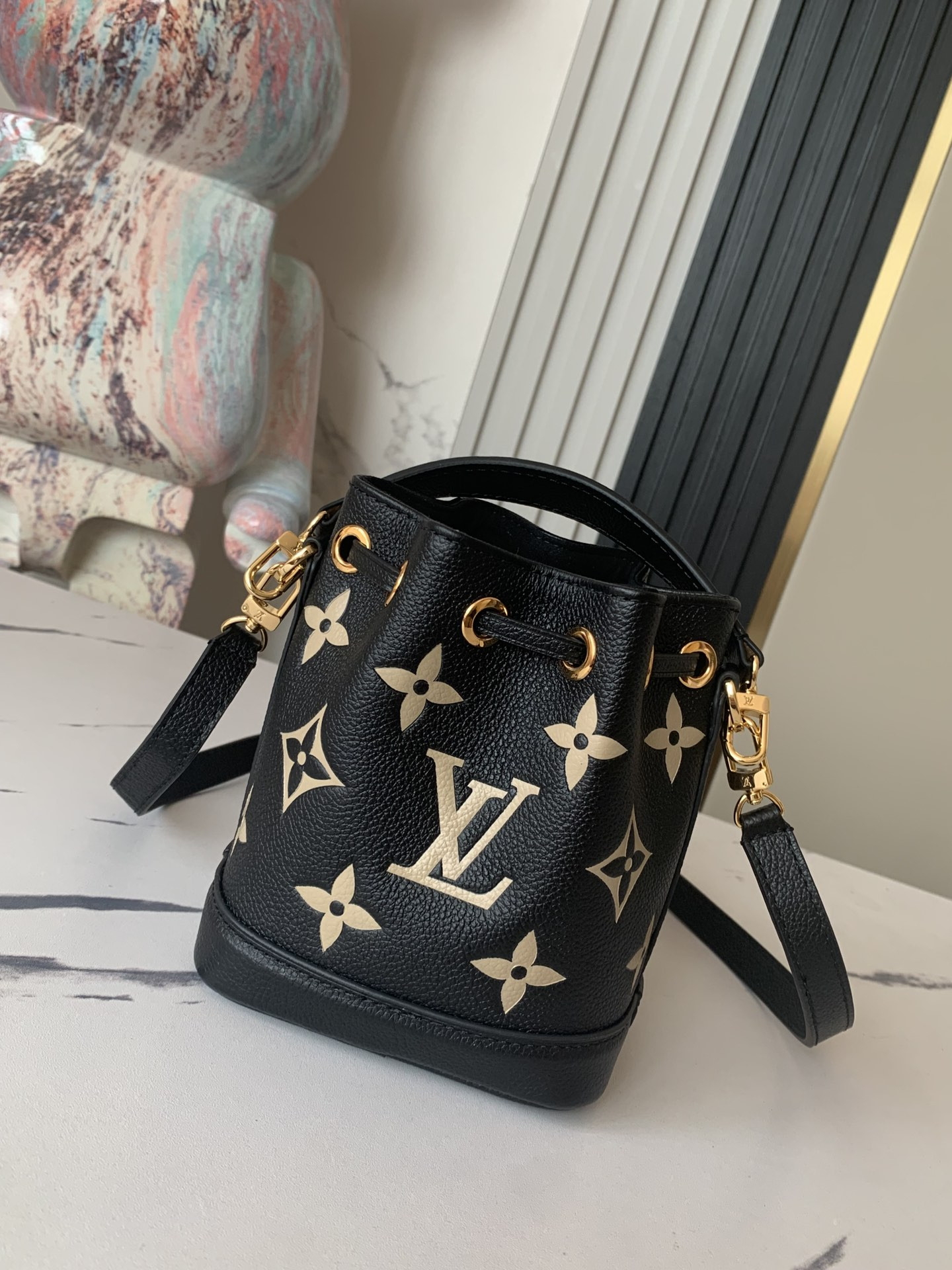 LV M46292 Nano Noé 5.1 x 6.3 x 3.9 inches