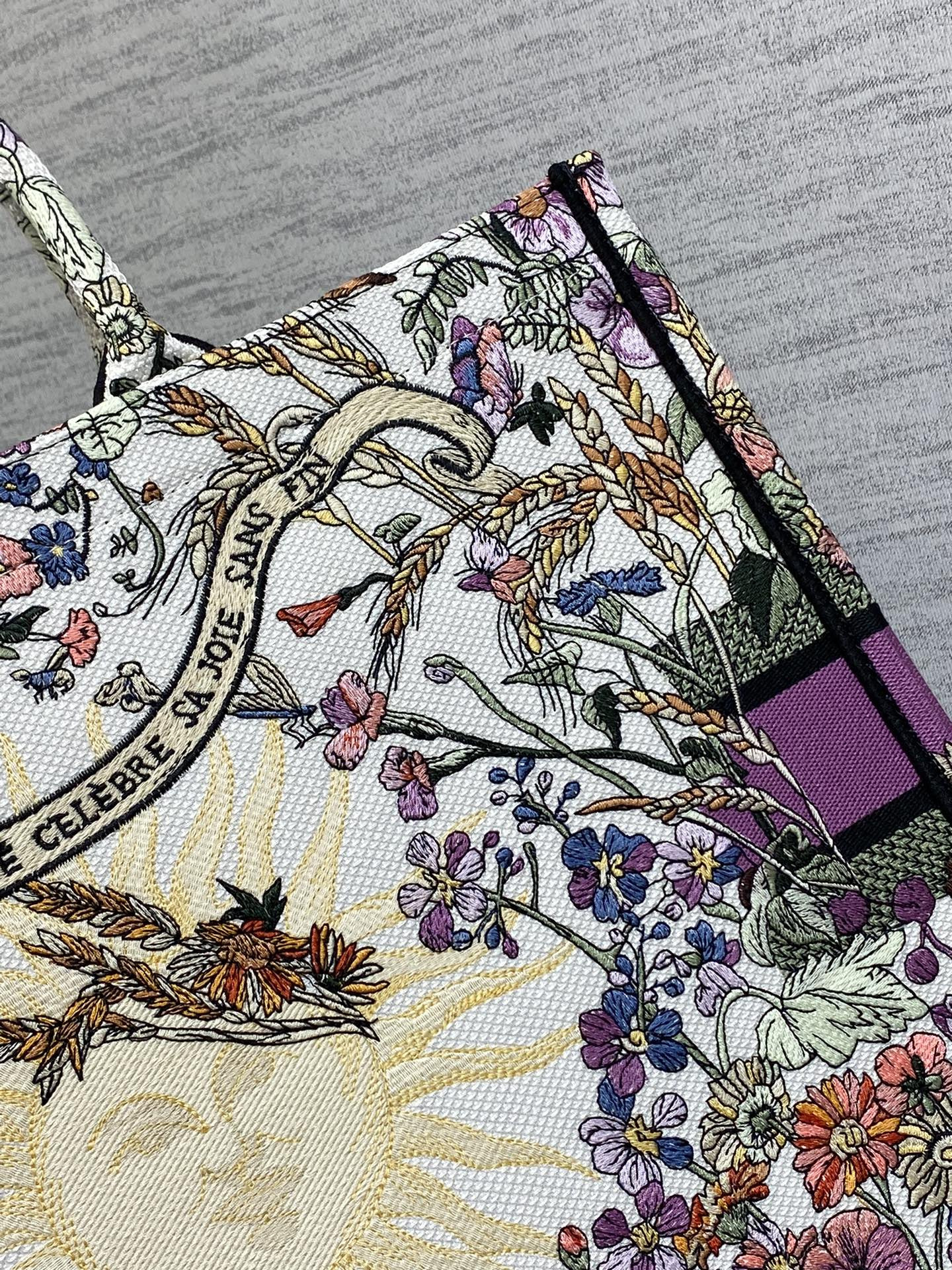D*or book tote  ecru multicolor D*or 4 saisons Été soleil embroidery 42 x18 x35cm