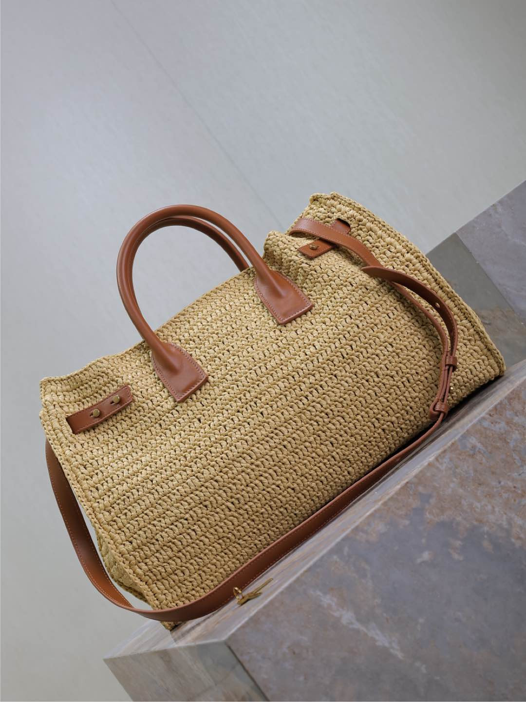 y*l sac de jour S*pple in raffia and leather - medium 41x28x13cm
