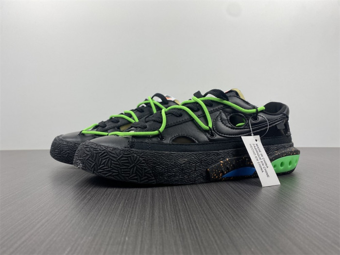 Off-White x Nike Blazer Low "Black / Green" DH7863-001