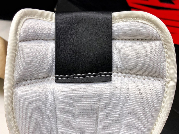 Air Jordan 1 Retro High OG “Rookie of the Year” 555088-700