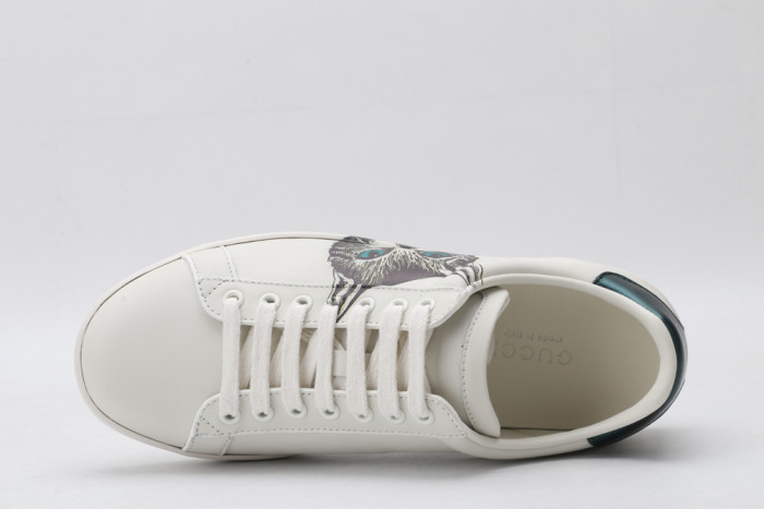G*u*i low-top sneaker