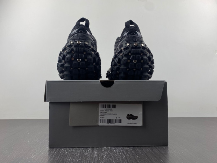 BLCG DEFENDER SNEAKER