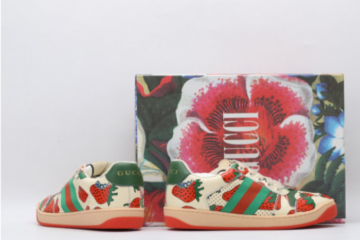 G*u*i ace embroidered low-top sneaker 9az1xags19p