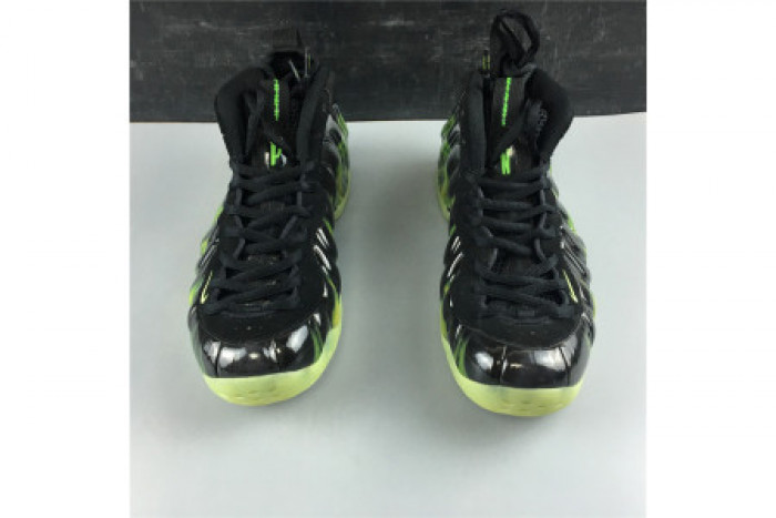 NIKE AIR FOAMPOSITE ONE PARANORMAN ‘PARANORMAN’ 579771-003