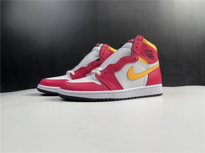 Air Jordan 1 High OG“Light Fusion Red” 555088-603