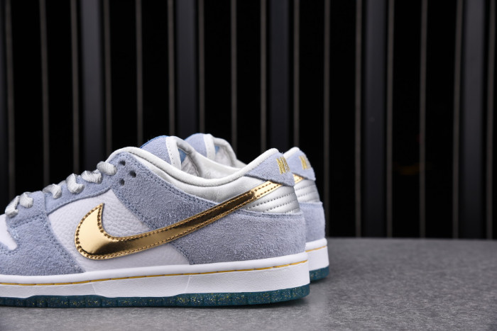 Sean Cliver x Dunk Low SB DC9936-100