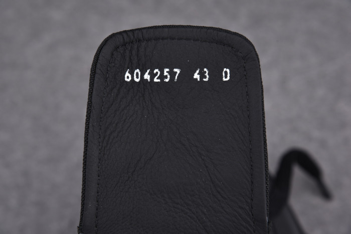 MQ SNEAKERS