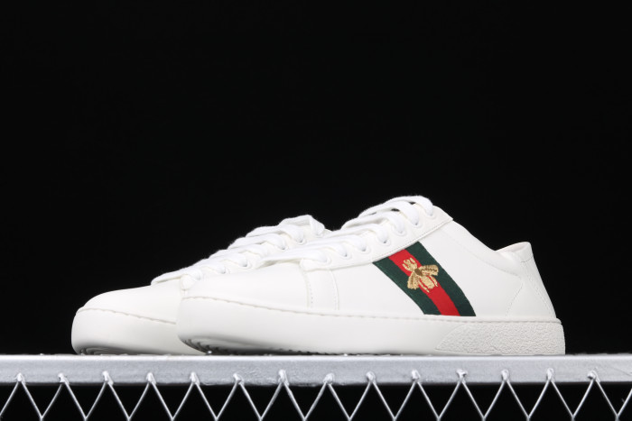 G*u*i ace embroidered low-top sneaker white with bee 429446 02jp0 9064