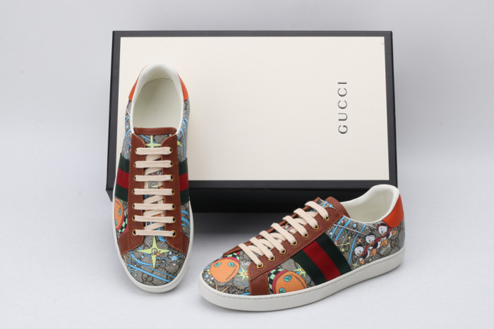 G*u*i low-top sneaker