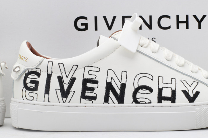 Givench LOW-TOP SNEAKER