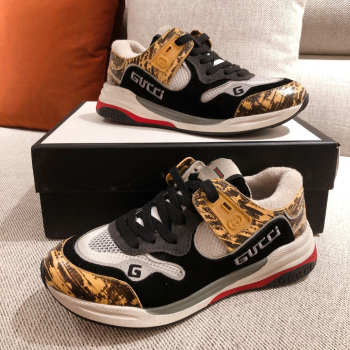 G*u*i mid sneaker