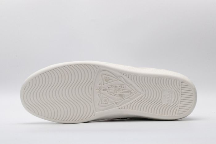 G*u*i low-top sneaker