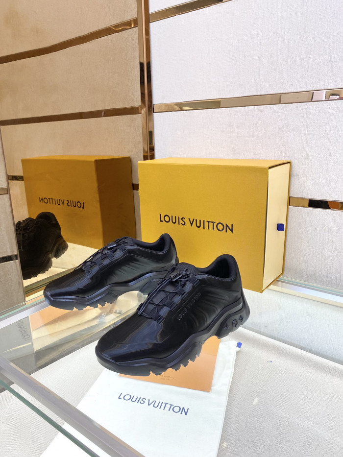 Loui Vuitto MILLENIUM SNEAKER