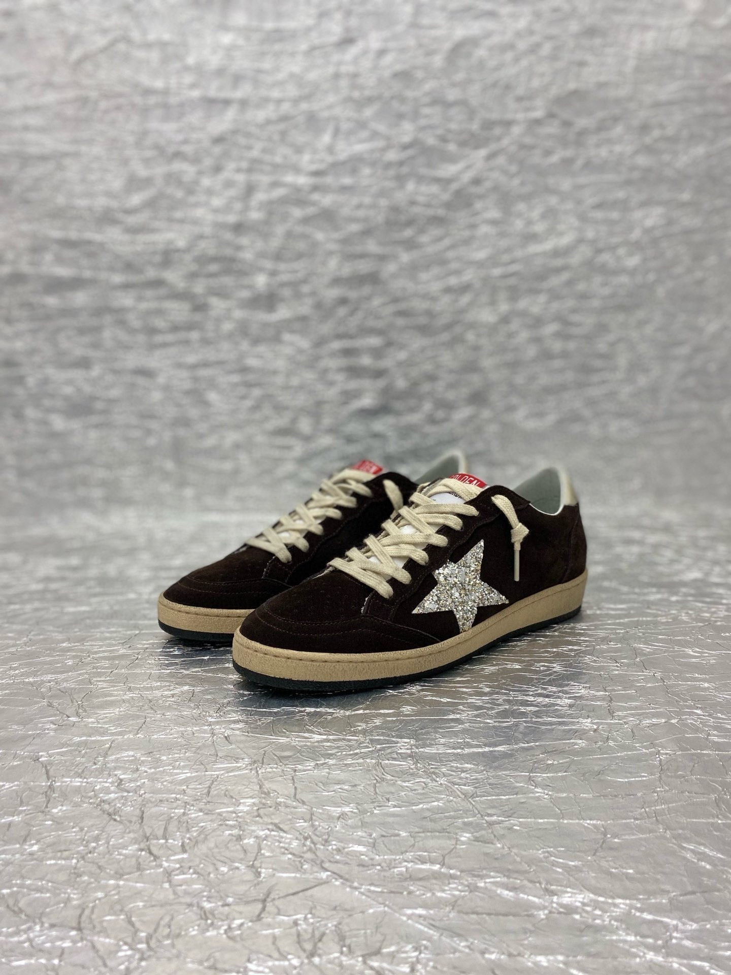 UA G01den G003e S*per-Star Sneaker (CusT0mized production time: approximately 10 days)