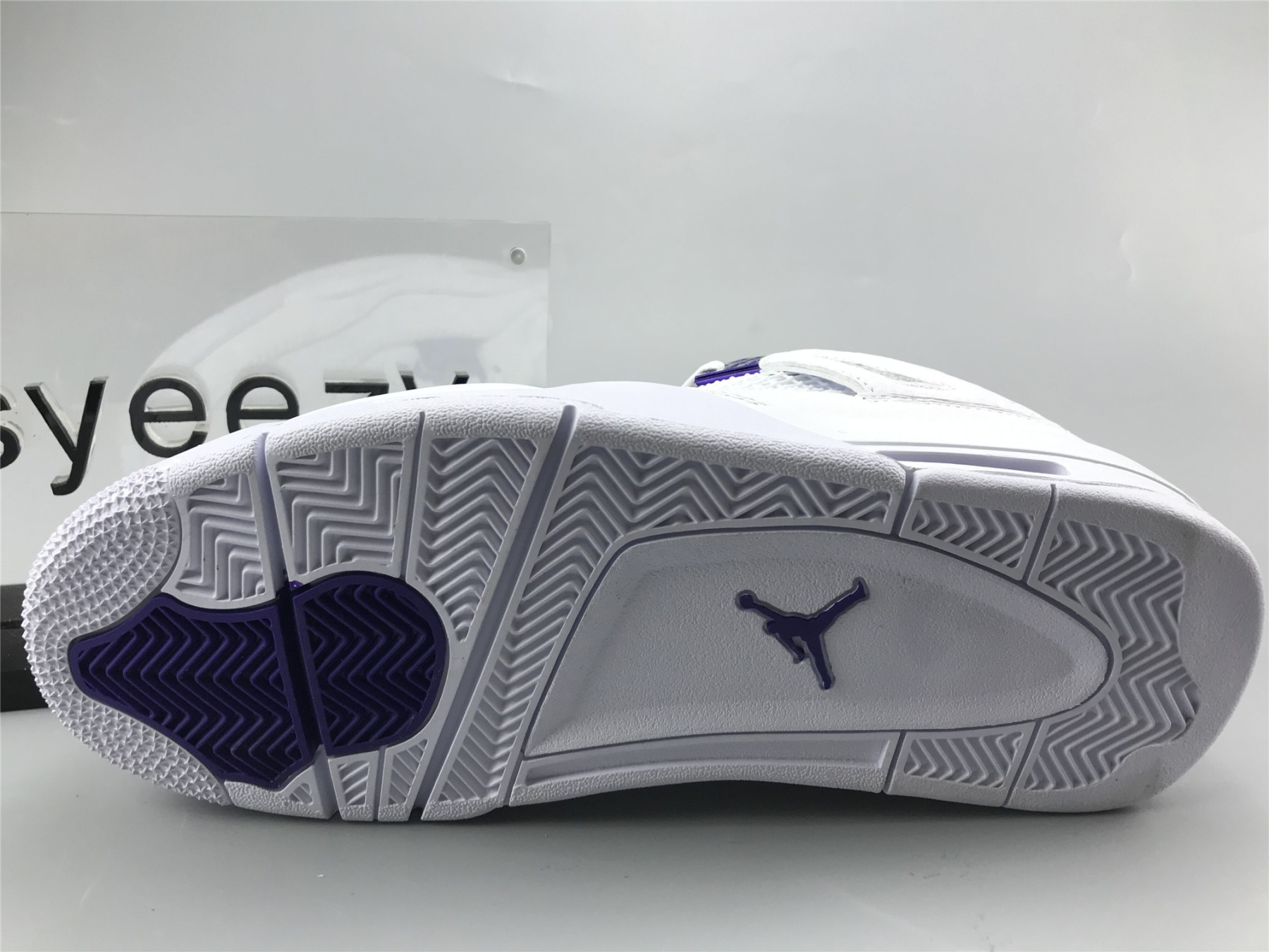 UA AIR JORDAN 4 RETRO "COURT PURPLE"