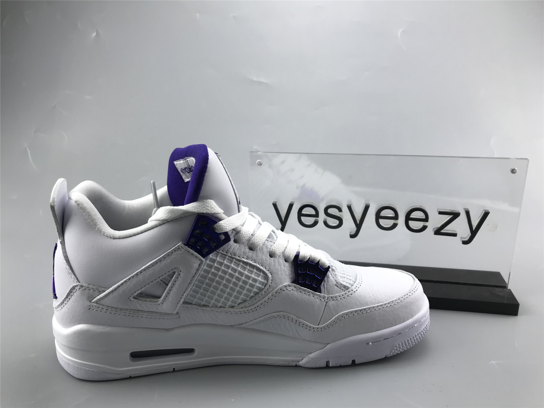 UA AIR JORDAN 4 RETRO "COURT PURPLE"
