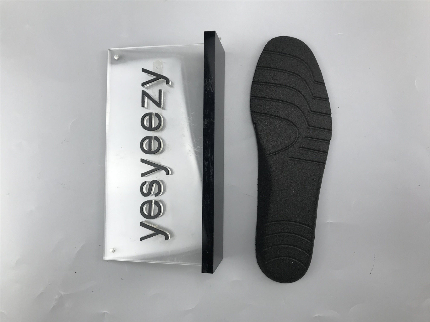 UA TRIPLE S SNEAKER BLACK GREY SILVER