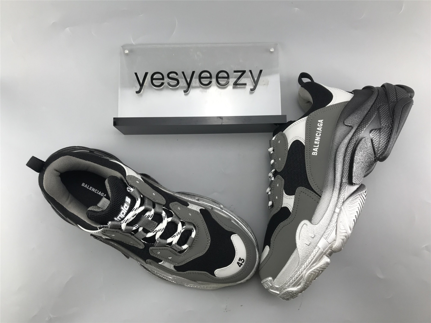 UA TRIPLE S SNEAKER BLACK GREY SILVER