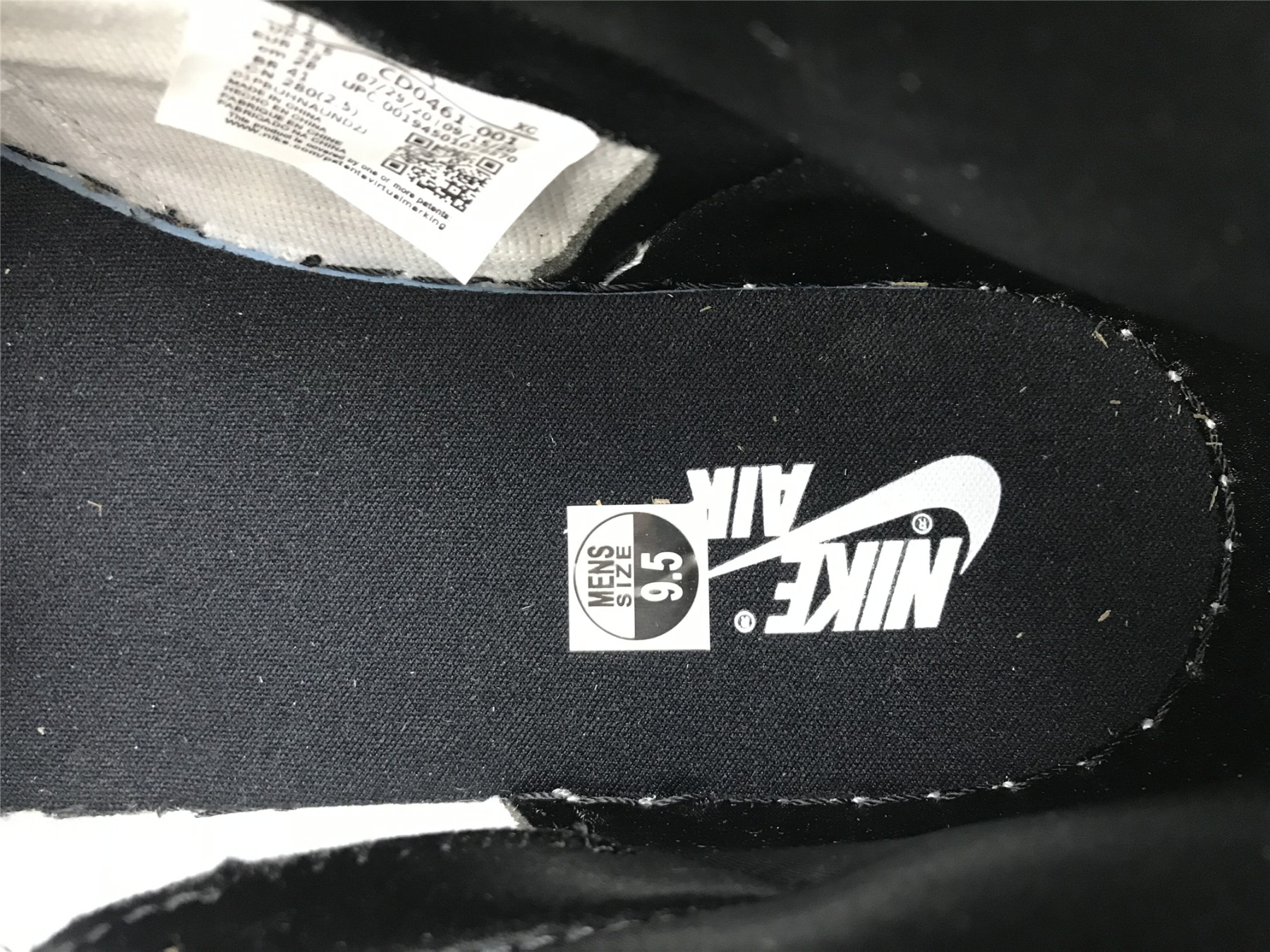 UA WMNS AIR JORDAN 1 HIGH OG 