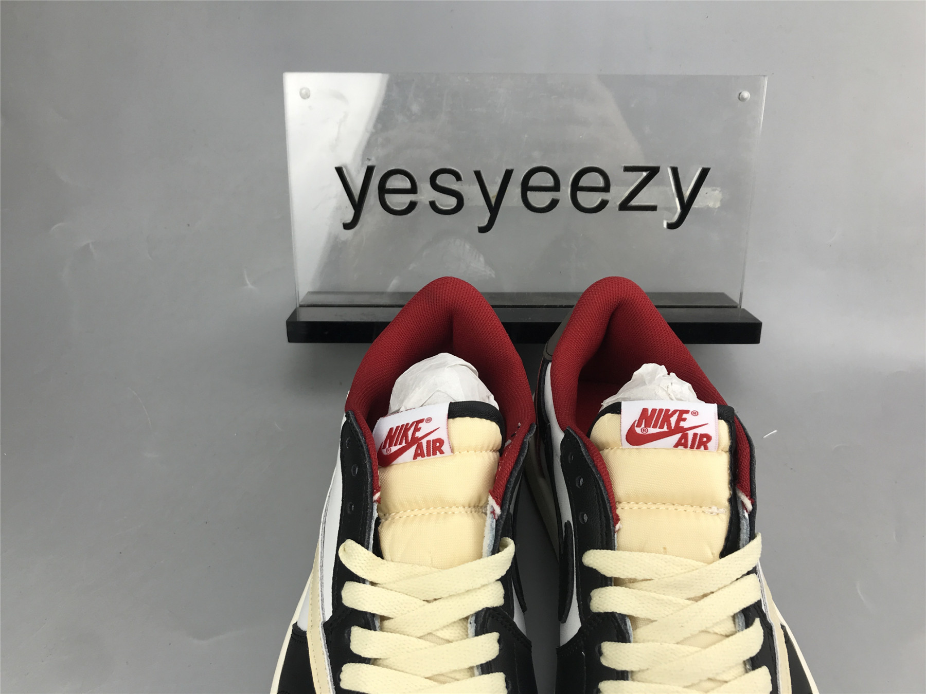 UA FRAGMENT X TRAVIS SCOTT X AIR JORDAN 1 LOW TSÂ