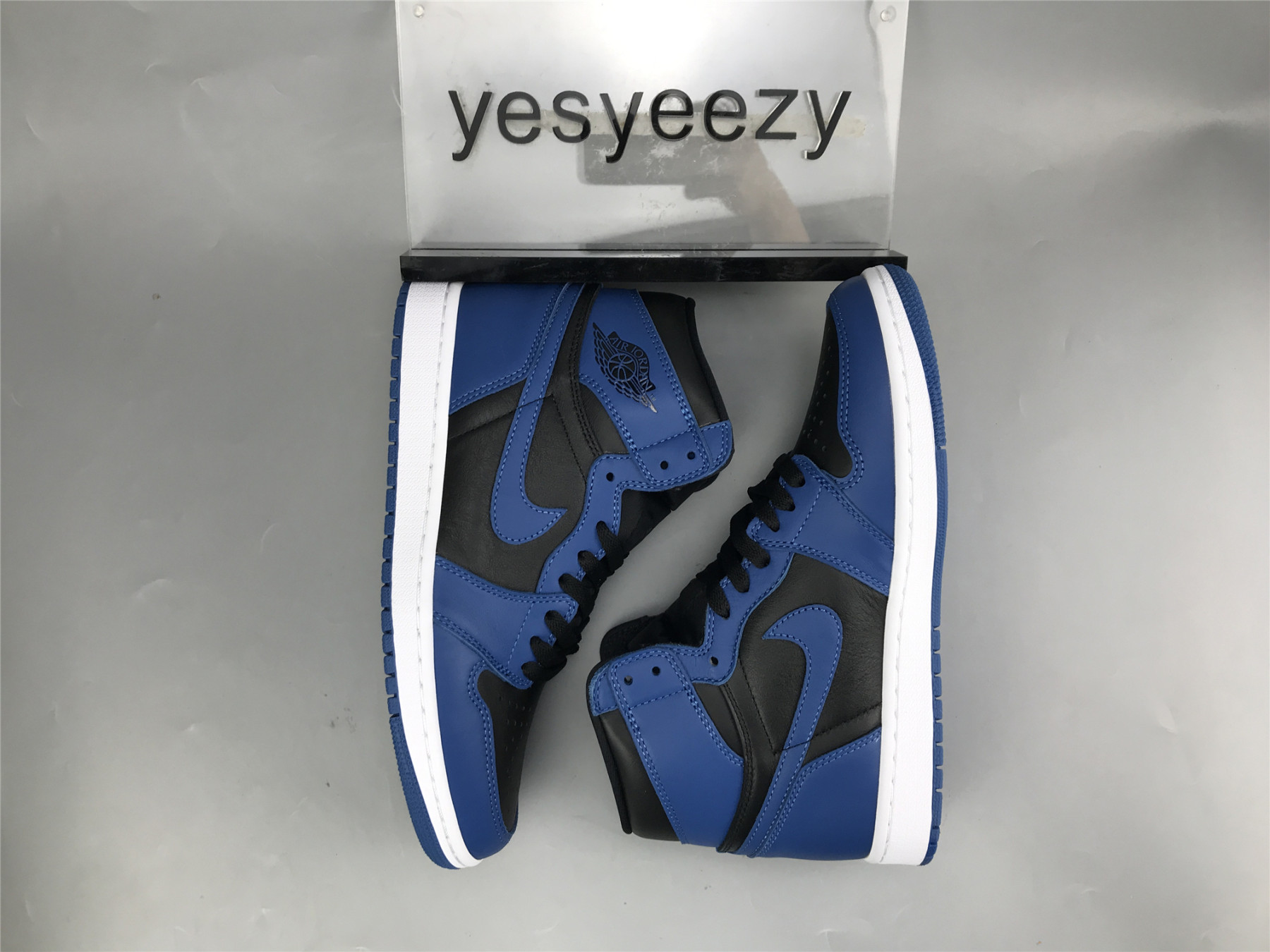 UA AIR JORDAN 1 RETRO HIGH OG 