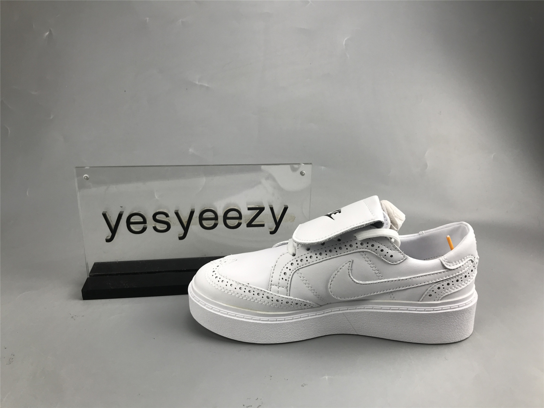 UA NIKE G-DRAGON X KWONDO 1 