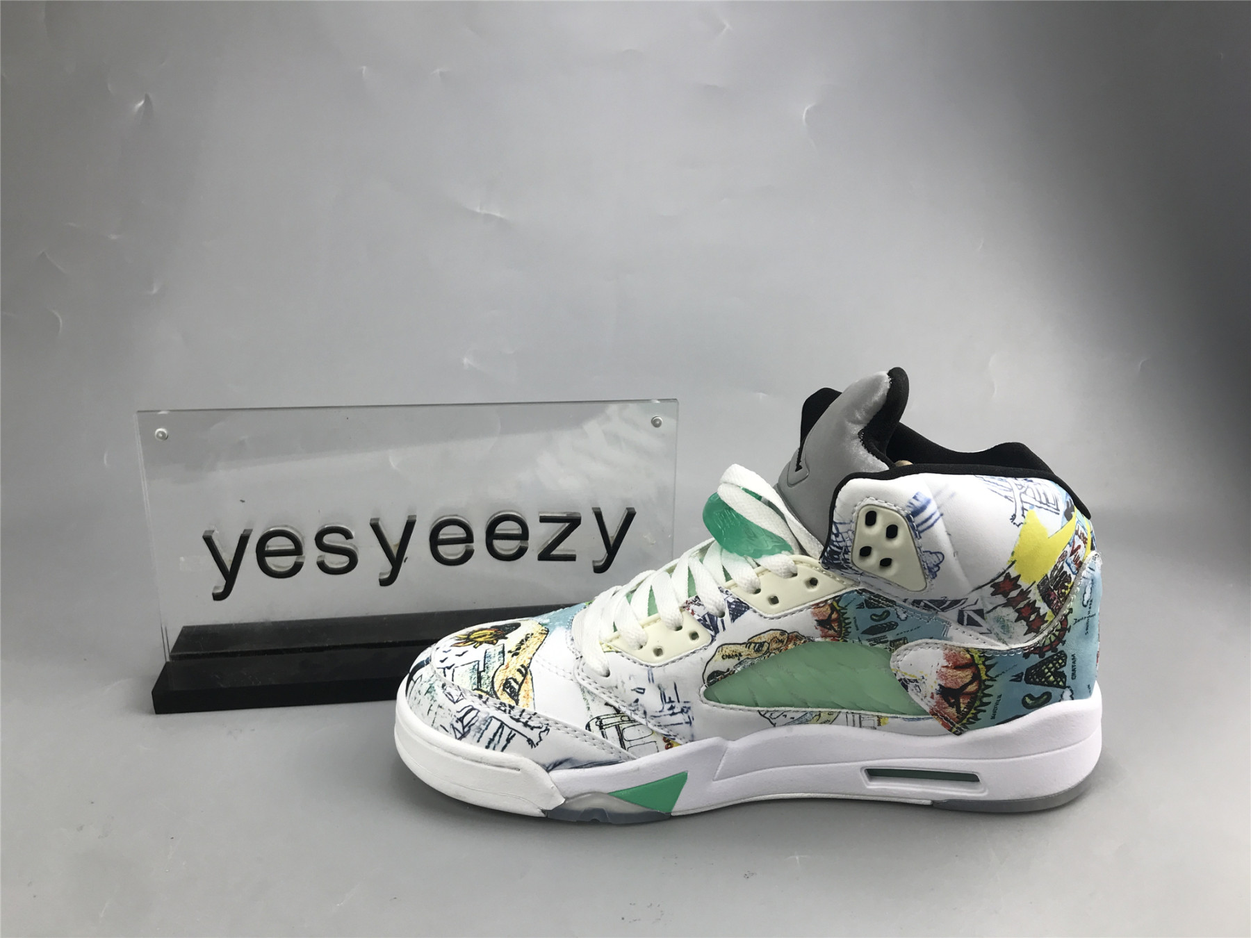 UA AIR JORDAN 5 RETRO 