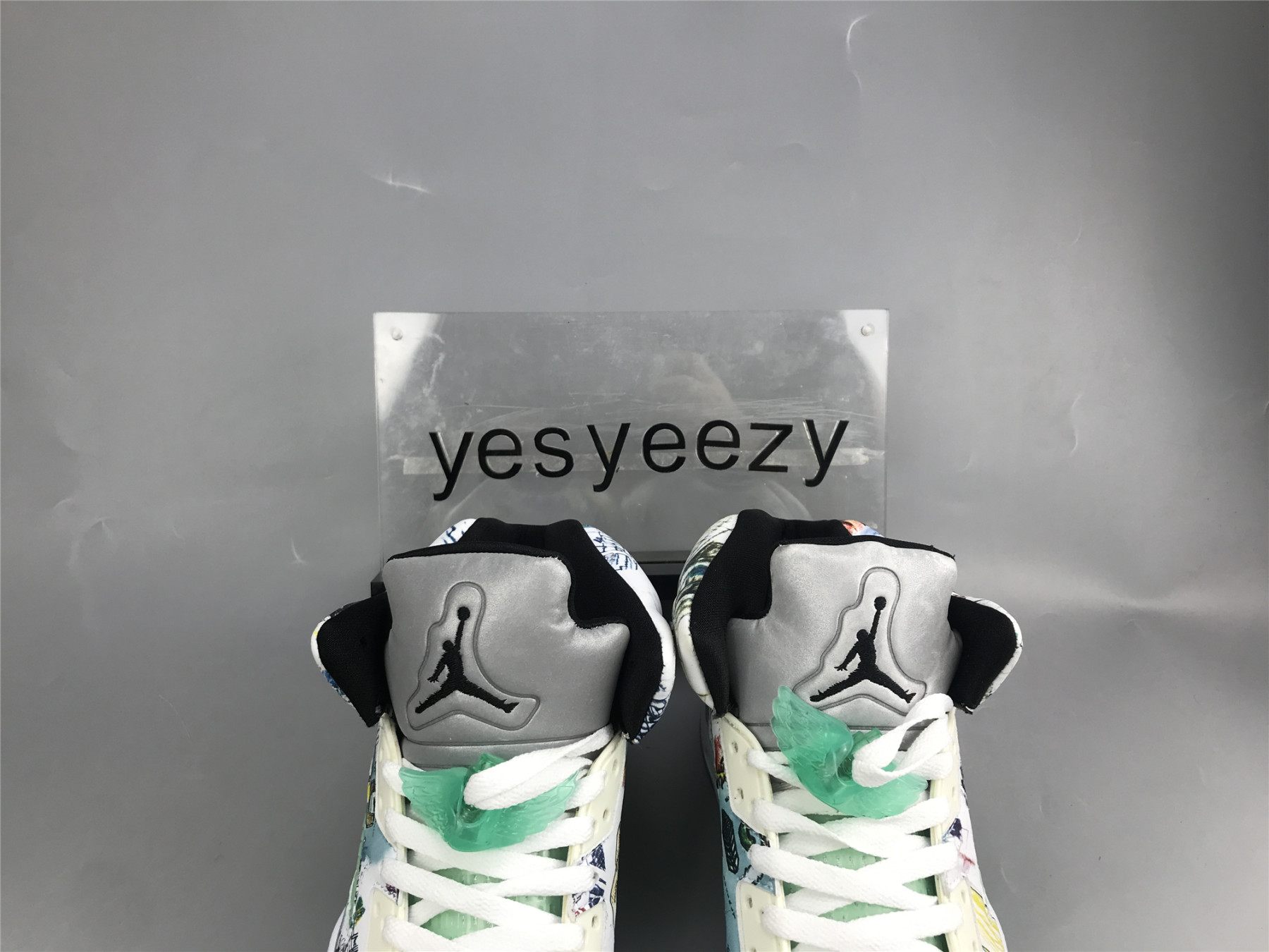 UA AIR JORDAN 5 RETRO 