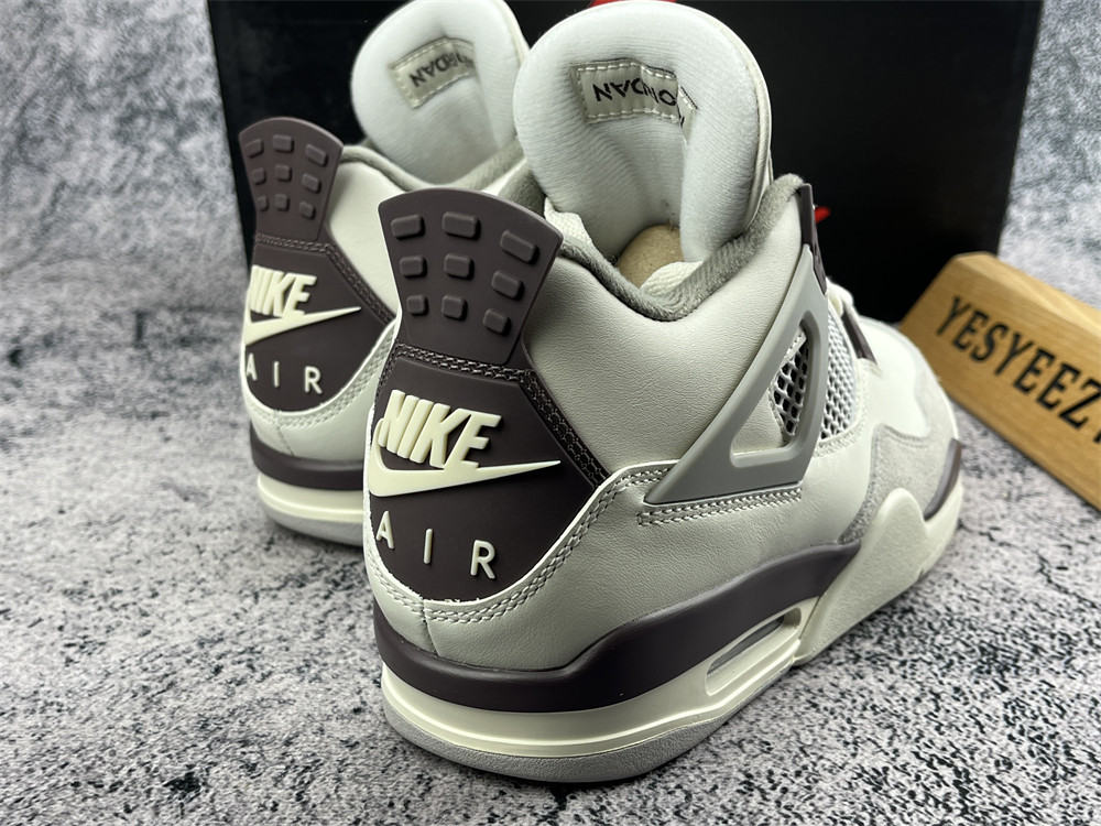 UA A MA MANIÉRE X WMNS AIR JORDAN 4 RETRO 