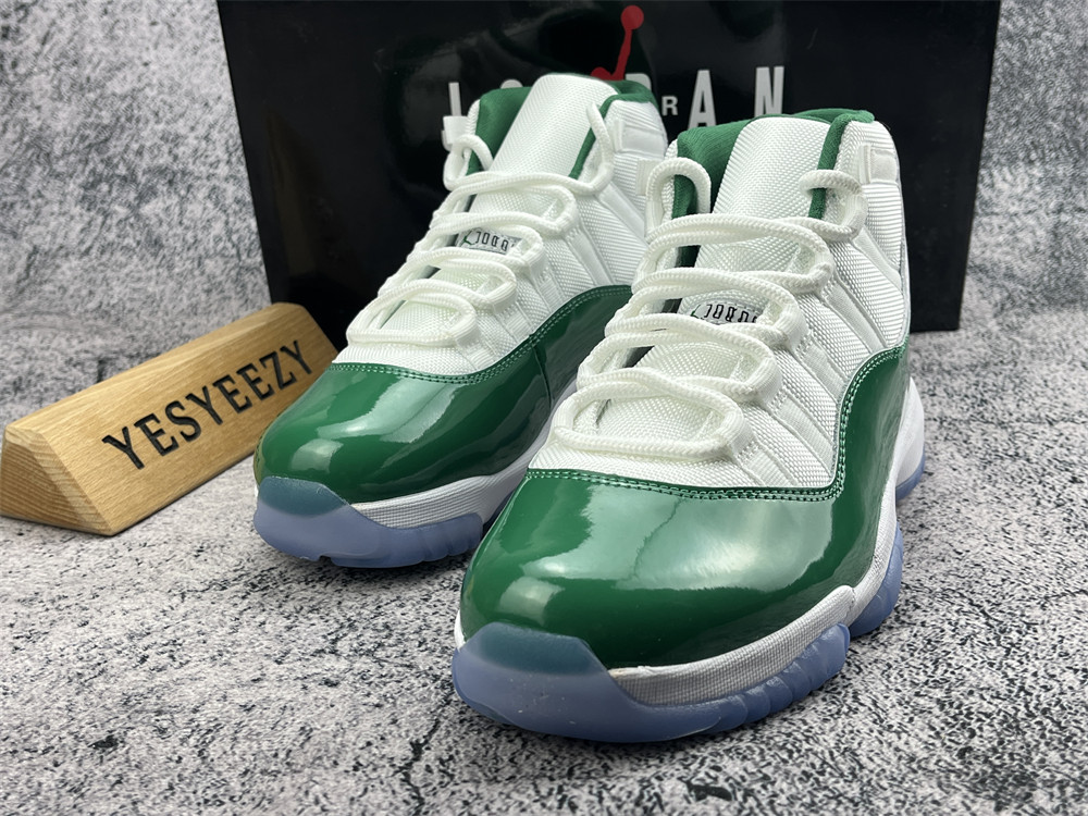 UA AIR JORDAN 11 RETRO LOW