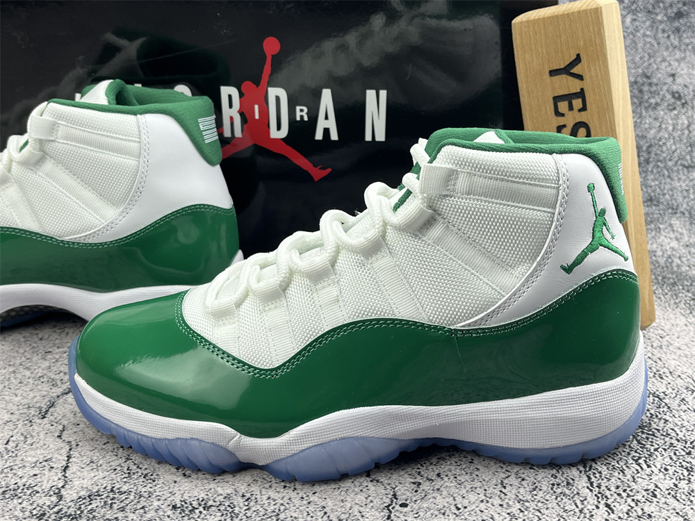 UA AIR JORDAN 11 RETRO LOW