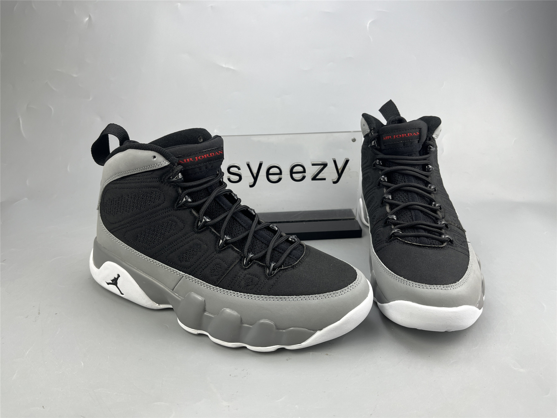 UA AIR JORDAN 9 RETRO 