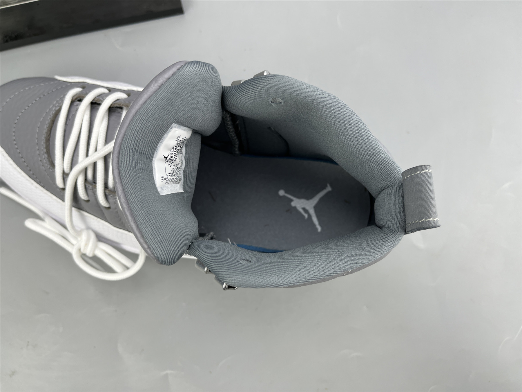 UA AIR JORDAN 12 RETRO 