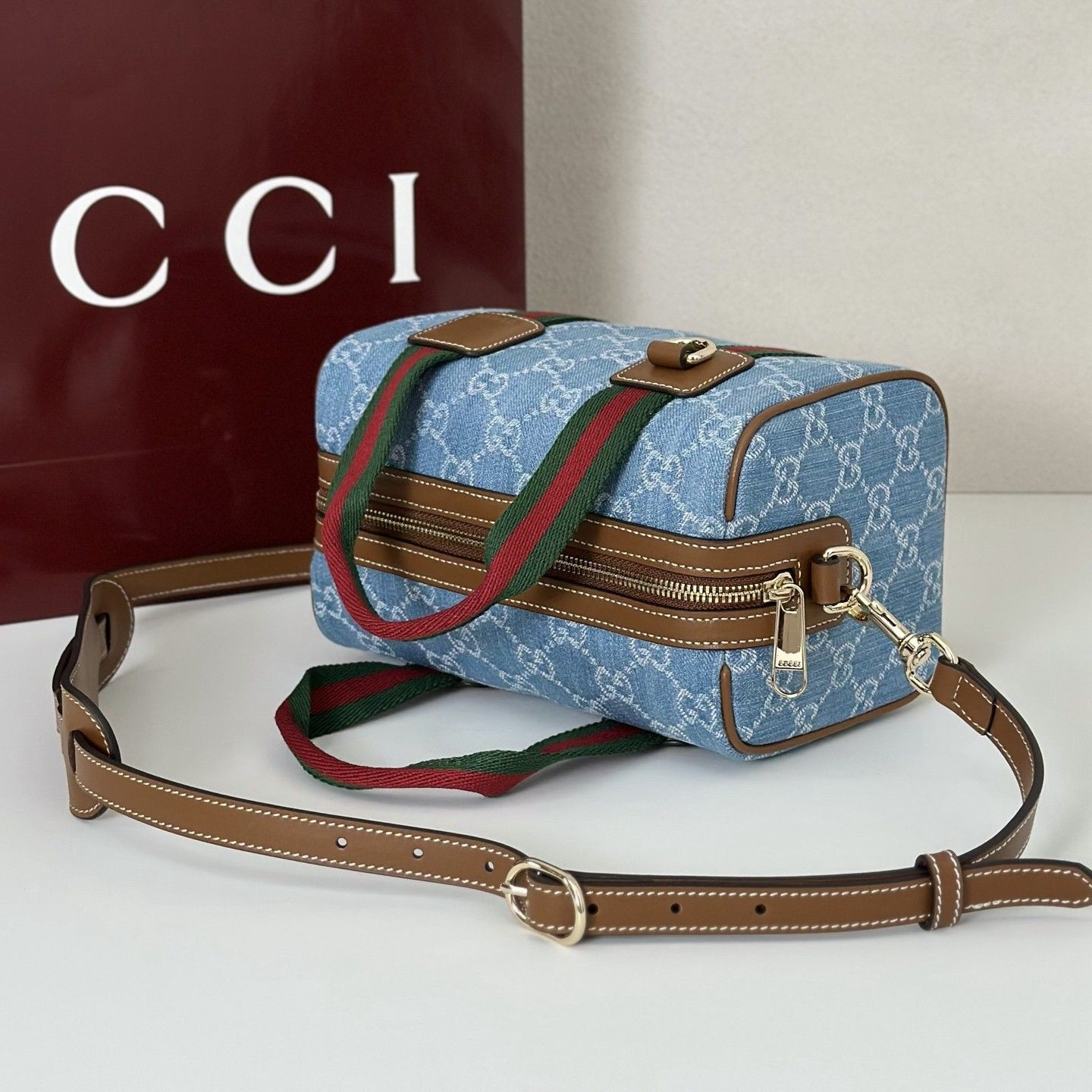 Gvc*1 Mini GG handbag 20x13x13cm