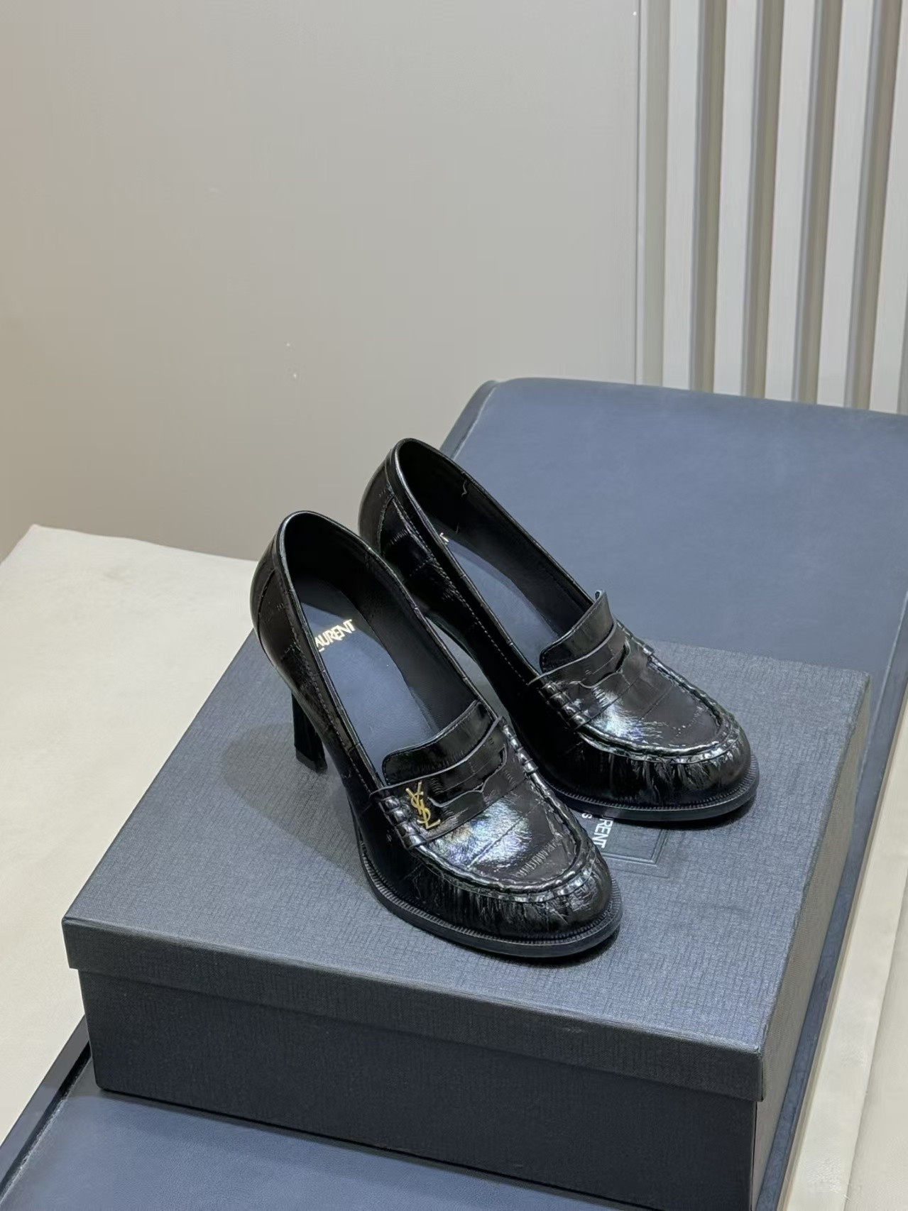 UA Y51 LE LOAFER Pumps