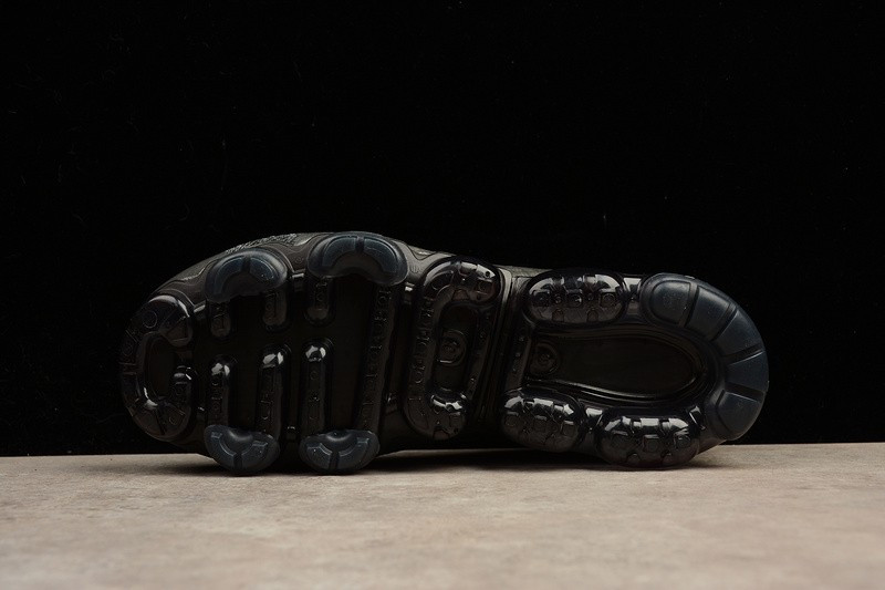 UA Nike Air Vapormax Flyknit Black Anthracite-Dark Grey Shoes