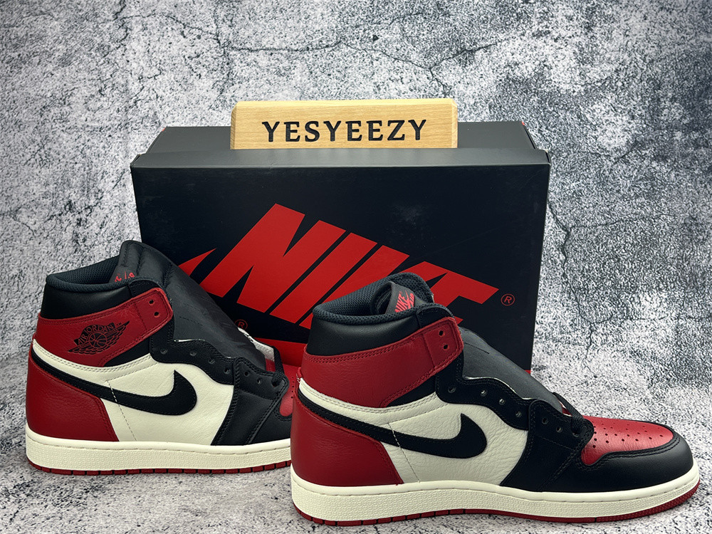 UA AIR JORDAN 1 RETRO HIGH OG 
