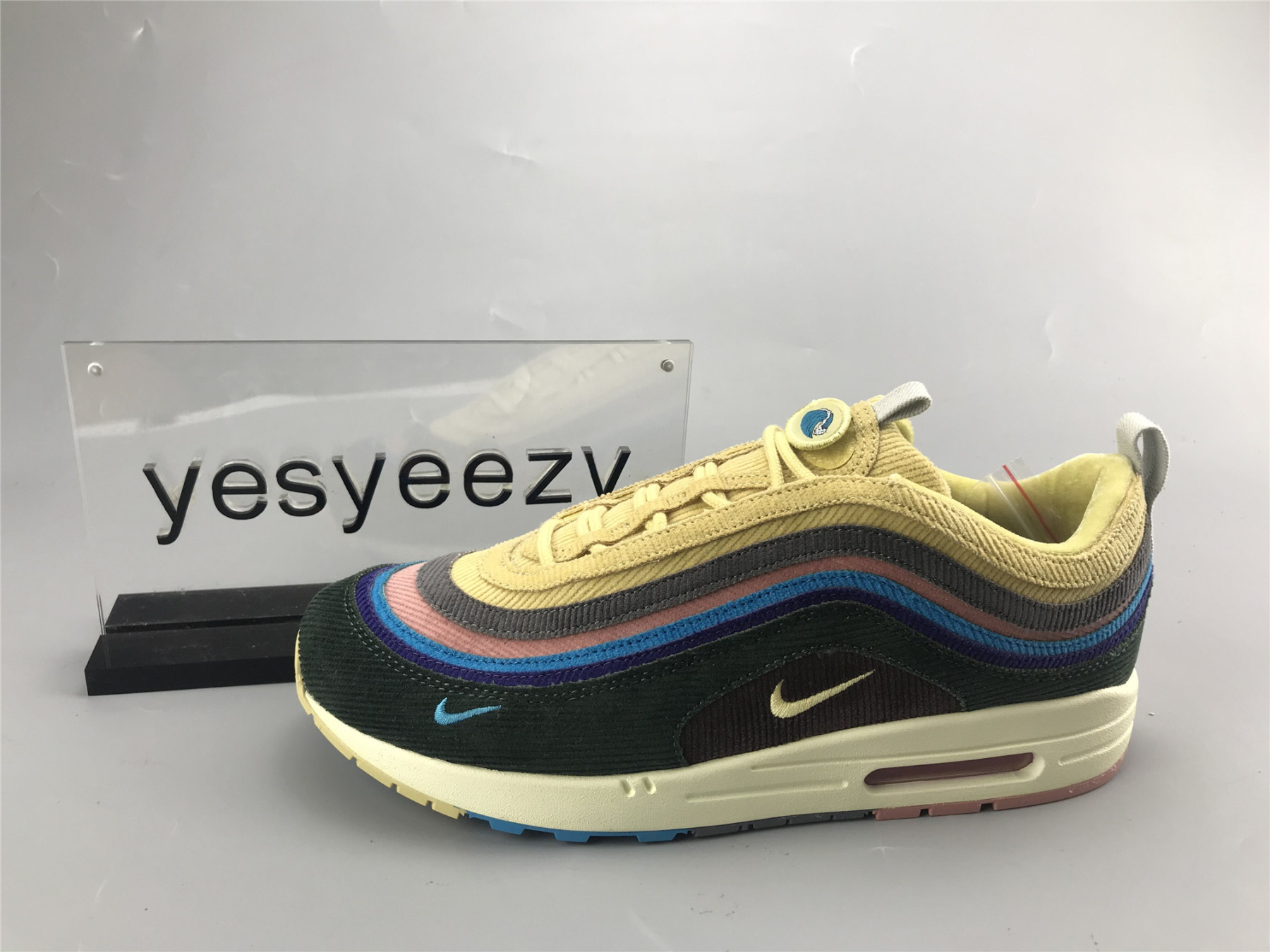 UA NIKE AIR MAX 1/97 VF SW SEAN WOTHERSPOON