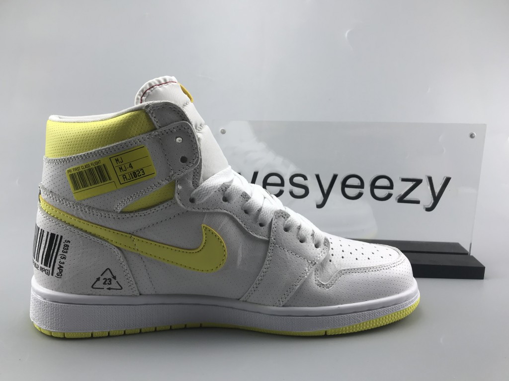 UA AIR JORDAN 1 HIGH OG â€œFIRST CLASS FLIGHTâ€