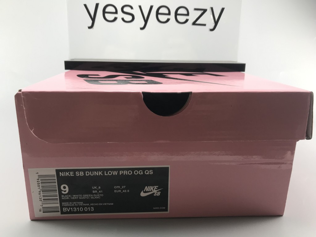 UA NIKE SB DUNK LOW PRO OG "PANDA PIGEON"
