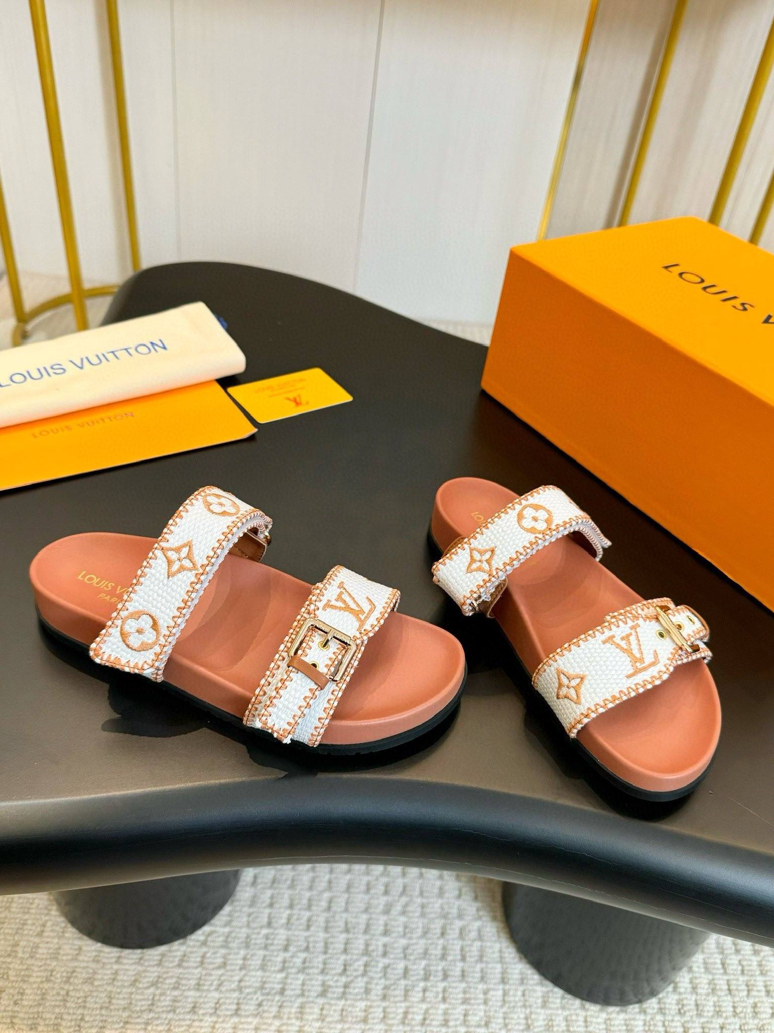 UA LV Bom Dia Flat Comfort Mule