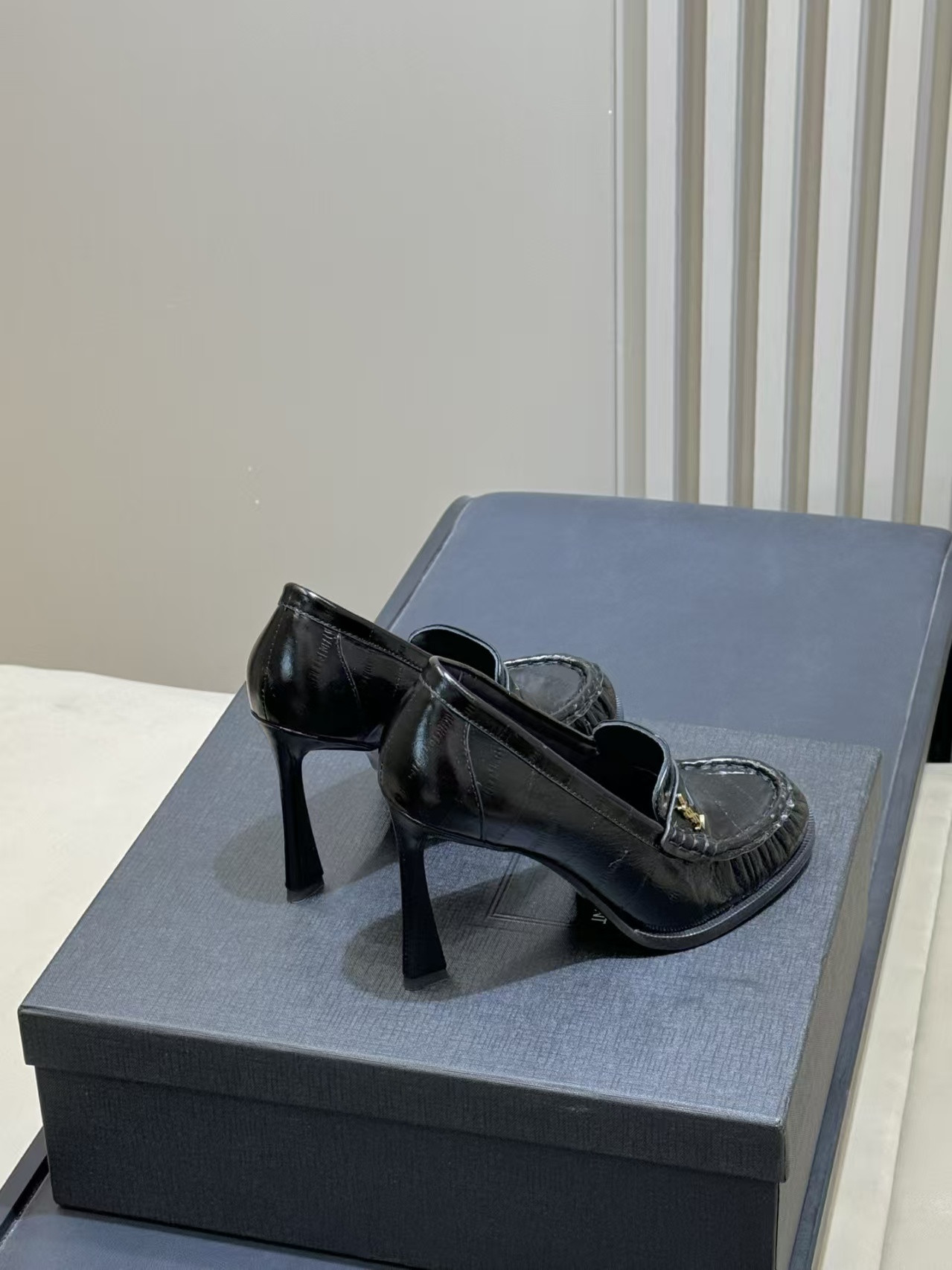 UA Y51 LE LOAFER Pumps