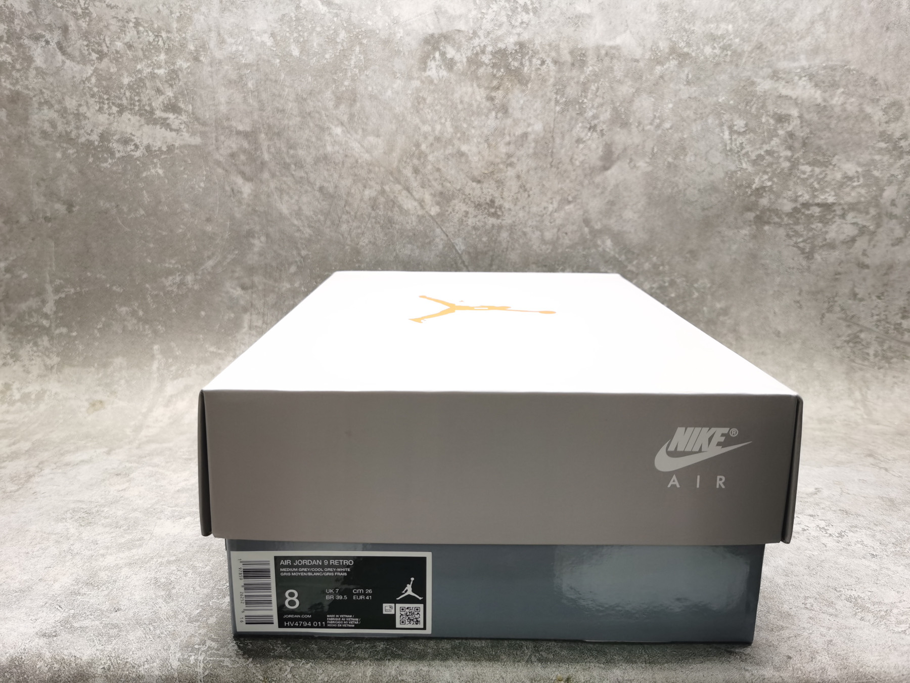 UA Air Jordan 9 Retro 