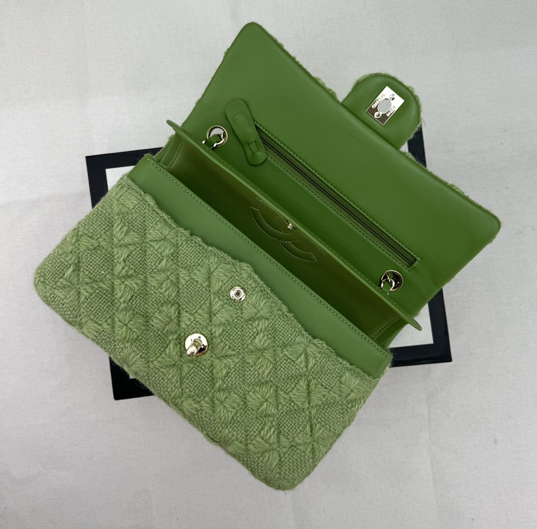 Ch**el MINI CLASSIC 11.12 HANDBAG 25 15.5 × 25.5 × 6.5 cm