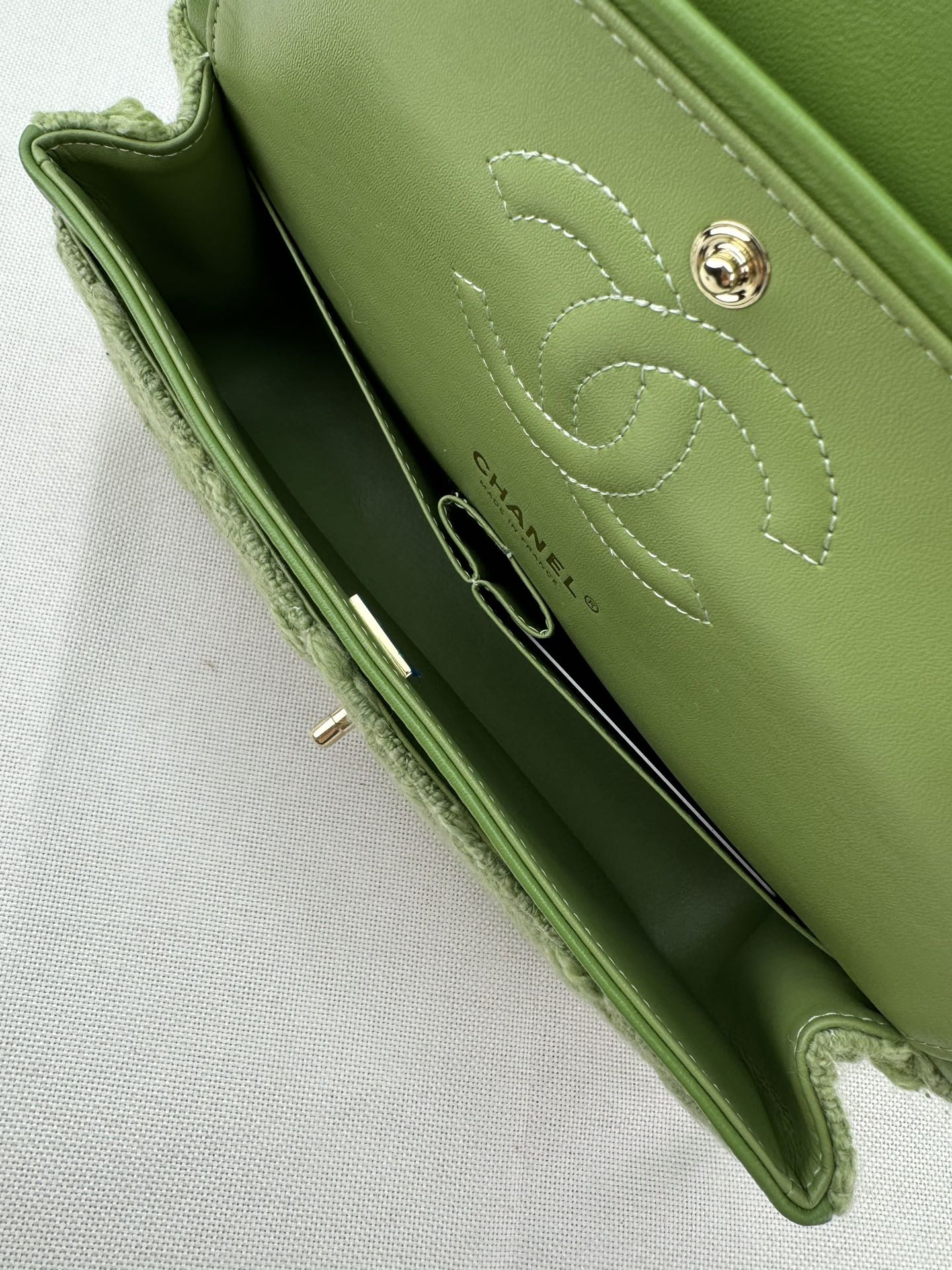 Ch**el MINI CLASSIC 11.12 HANDBAG 25 15.5 × 25.5 × 6.5 cm