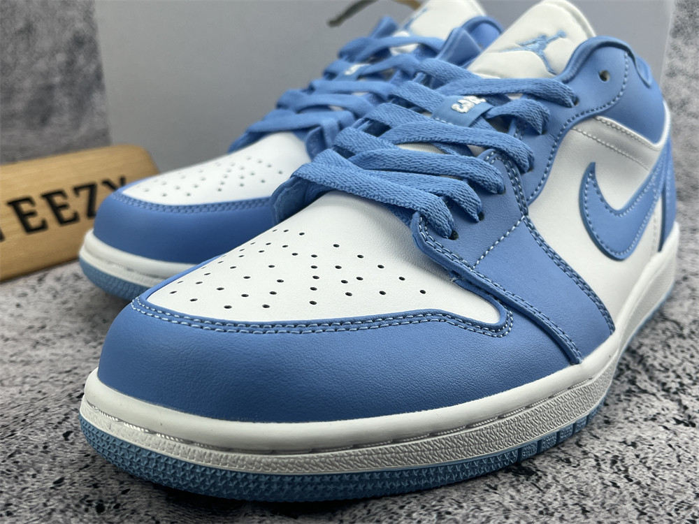 UA WMNS AIR JORDAN 1 LOW 